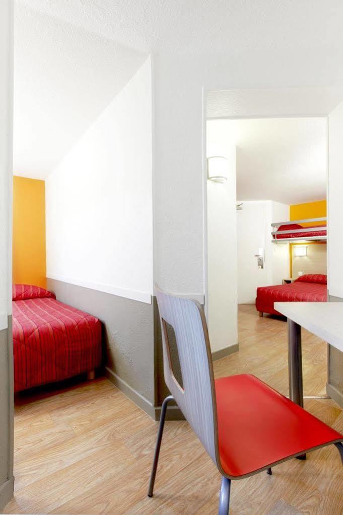 Hotel Heco Calais Centre-Gare Zewnętrze zdjęcie